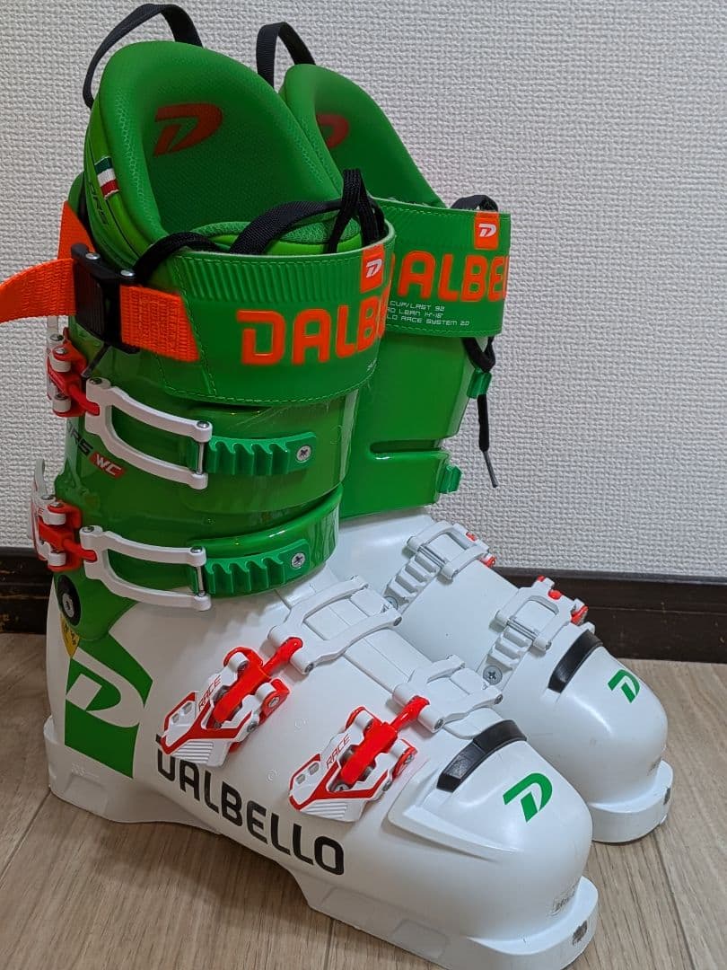 ダルベロ　DALBELLO DRS WC スキーブーツ　26/26.5