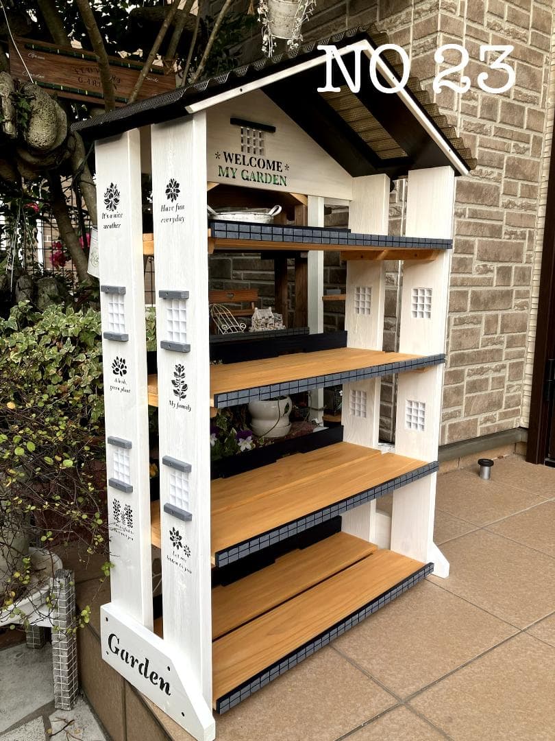 No23 三角屋根の簡単移動 WELCOMEmyGARDEN　white 棚4段