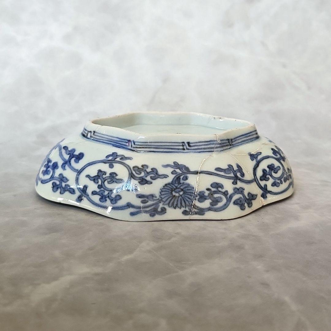 古伊万里　藍柿手　染付　向付　桜　江戸時代　骨董　金直し　金継ぎ　アンティーク