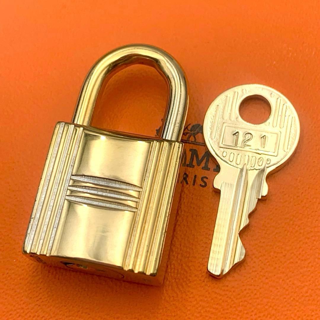 HERMES エルメス カデナ 121番 ゴールド 24Kメッキ 鍵付き 南京錠