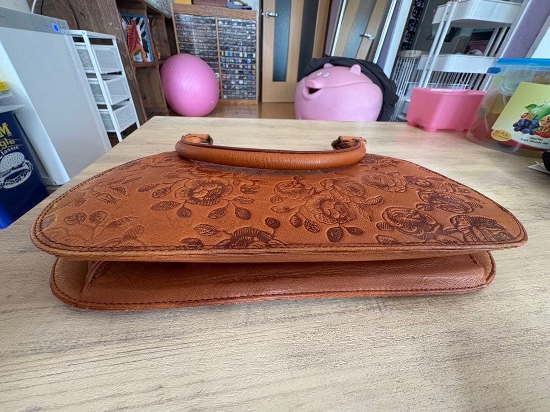 最終値下げ！ディーゼル　花柄型押し革バッグ　希少品