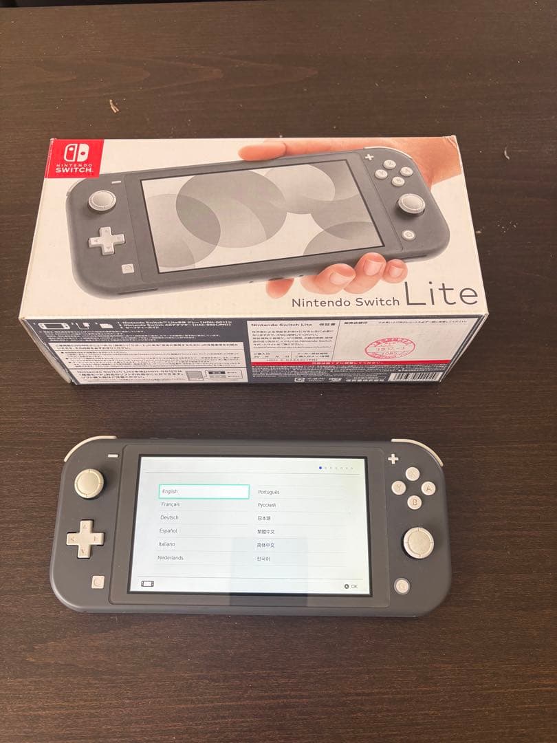 ニンテンドースイッチライト 本体のみ