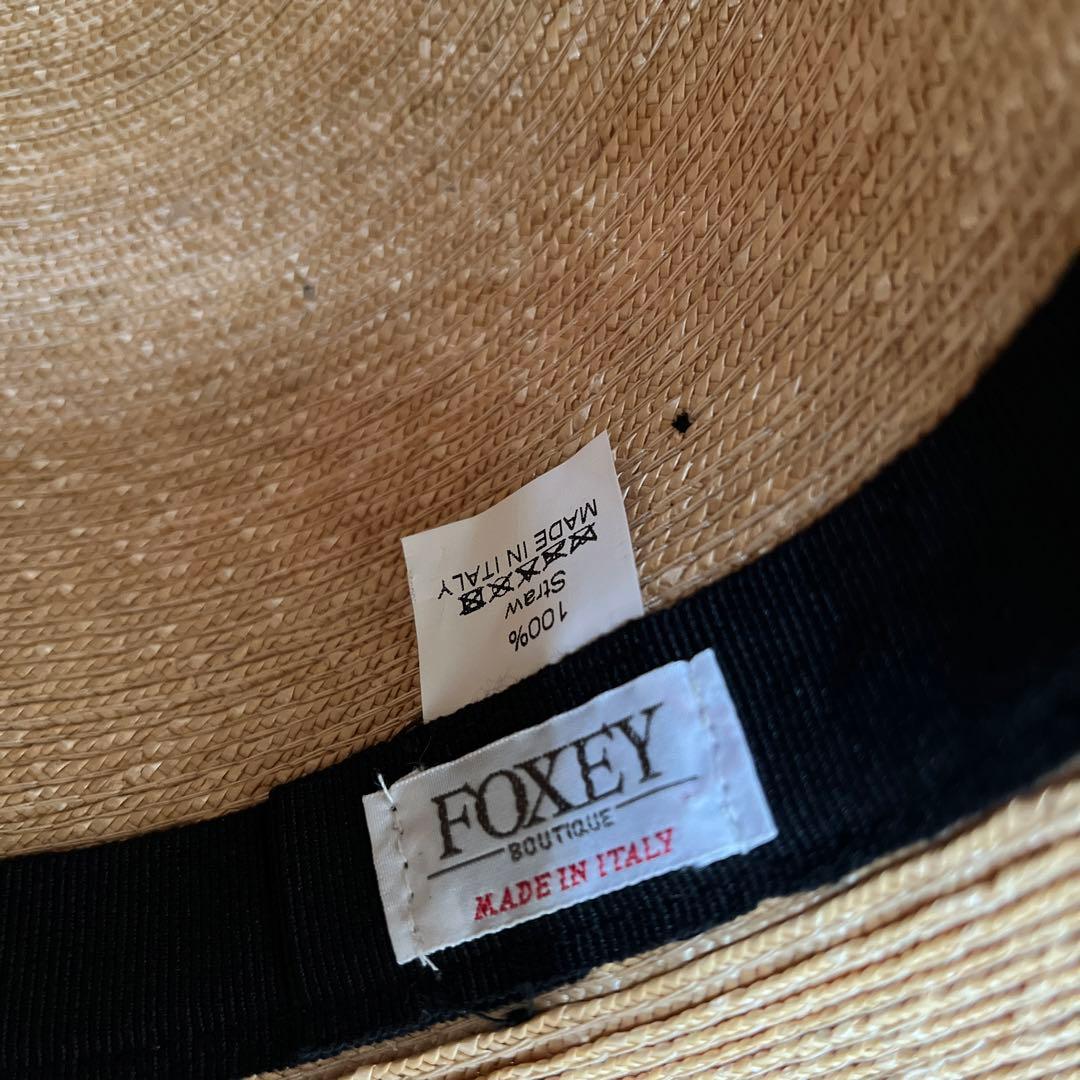 フォクシー黒リボン定番麦わら帽子ストローハット黒リボン付きお箱あり