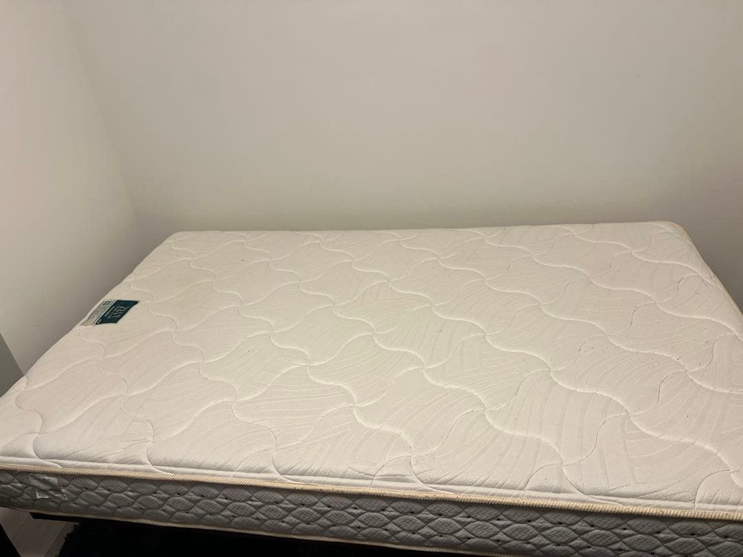 フランスベッドゼルトスプリング防ダニ 抗菌防臭 日本製 (セミダブル）フレーム付