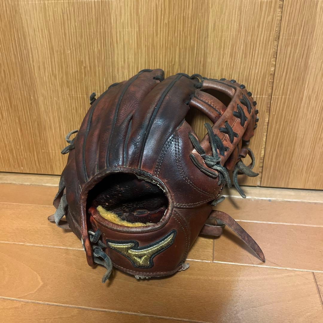 ミズノ 赤野球グローブ