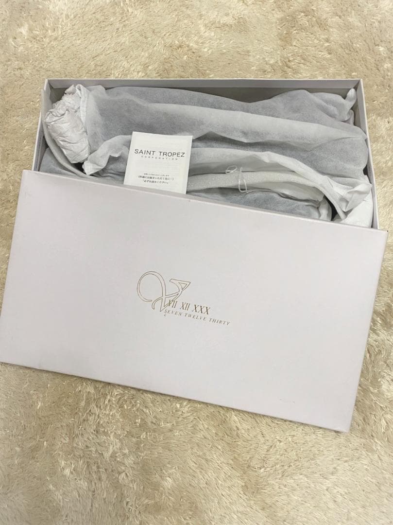 ◆最終価格　未使用　VSEVEN　インストーム入り美脚ロングブーツ　２３ｃｍ　黒