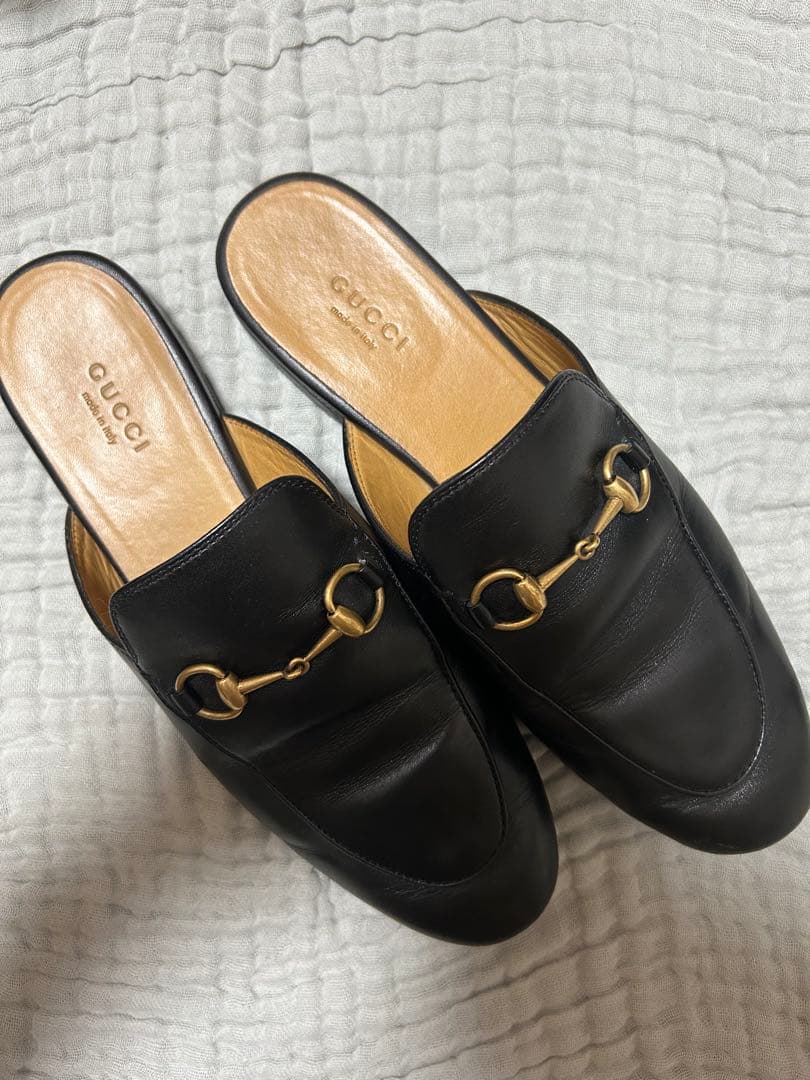GUCCI ブラック ローファーミュール