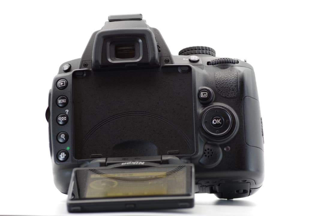 『完動美品』Nikon D5000 レンズキット AF-S DX 18-55mm