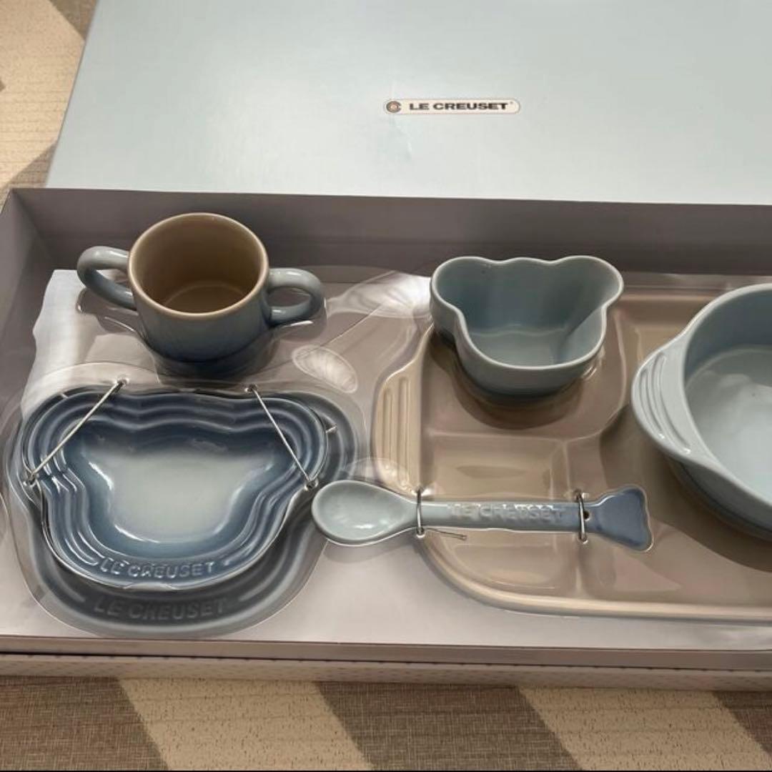 ル・クルーゼ　お食い初めセット