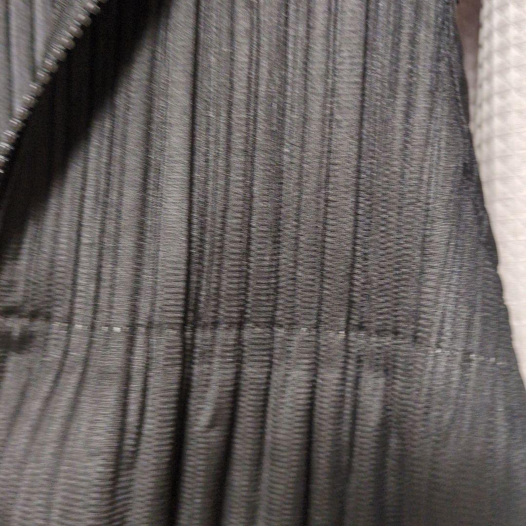 プリーツプリーツ　パーカーノースリベスト　サイズ3　美品