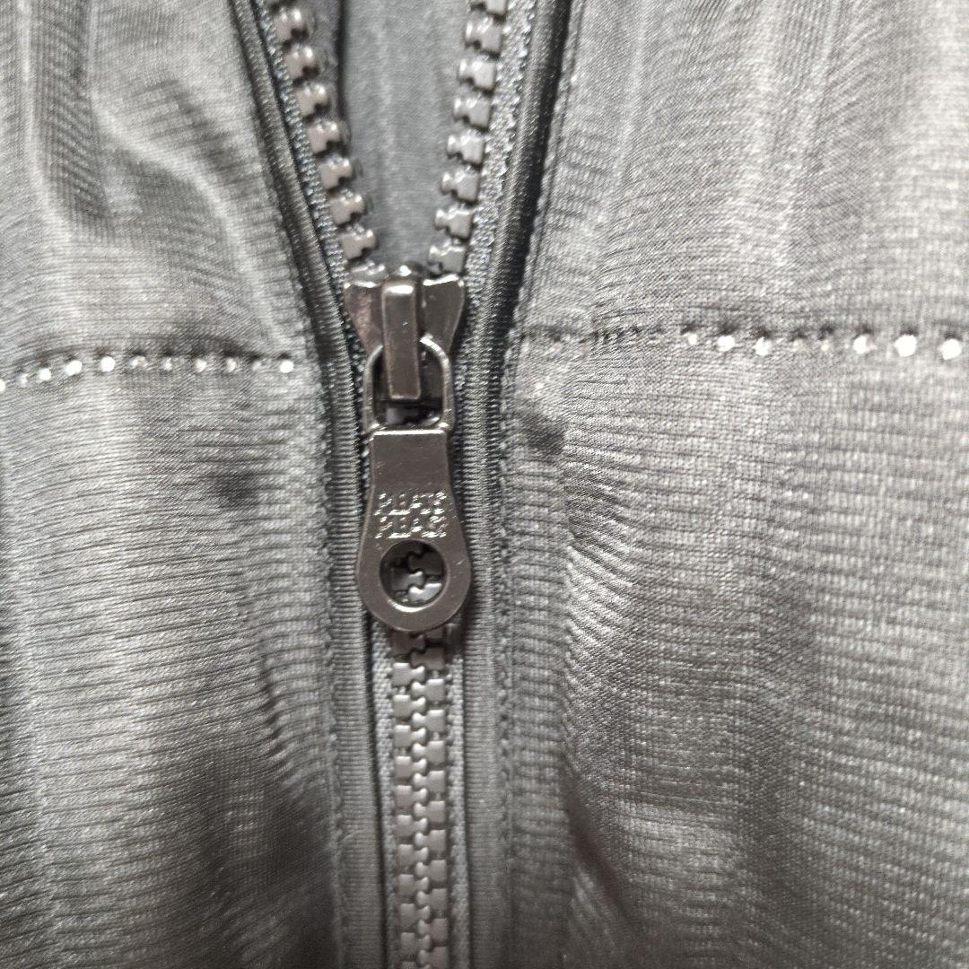 プリーツプリーツ　パーカーノースリベスト　サイズ3　美品