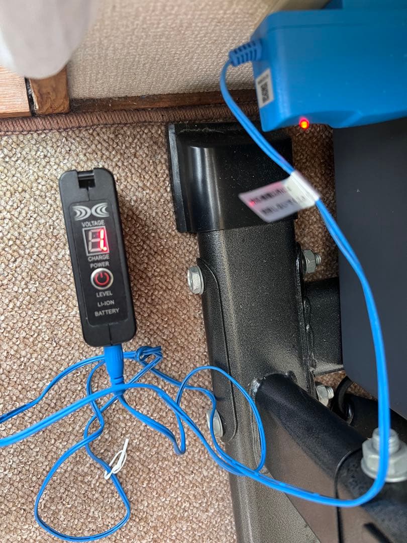 空調服のファン、コード、バッテリーⅹ2、充電コード