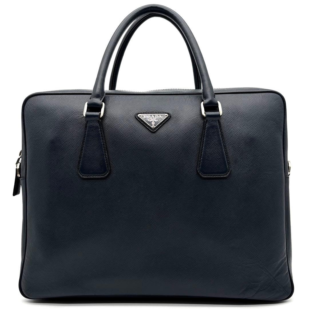 美品 プラダ ビジネスバッグ サフィアーノレザー 三角ロゴ 白タグ ネイビー