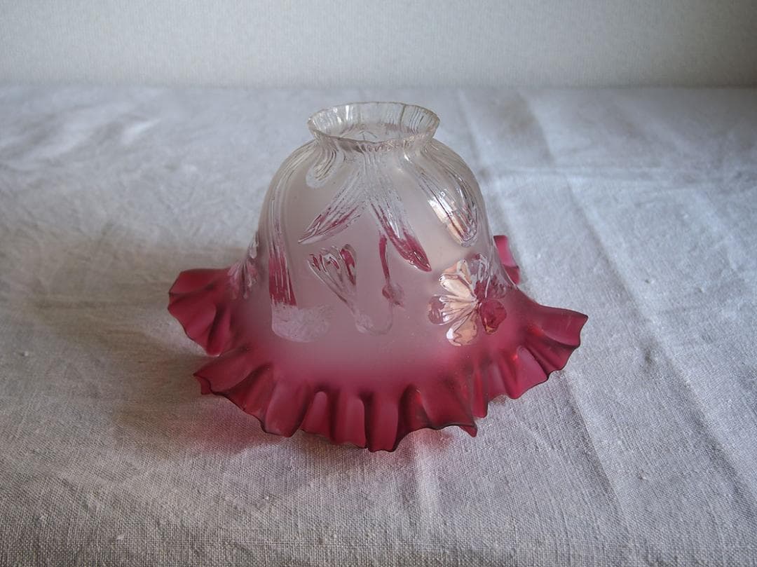 磨りガラス 植物柄 ピンク フリル ランプシェード アールヌーヴォー/K225