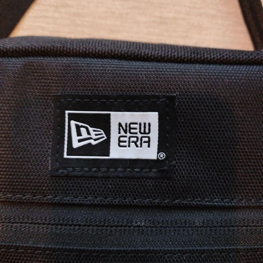 NEW ERA イーブイ ショルダーバッグ