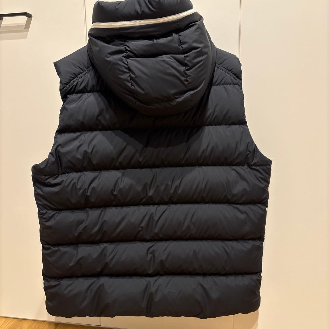 新品2022年〜23製cardamine ダウンベスト