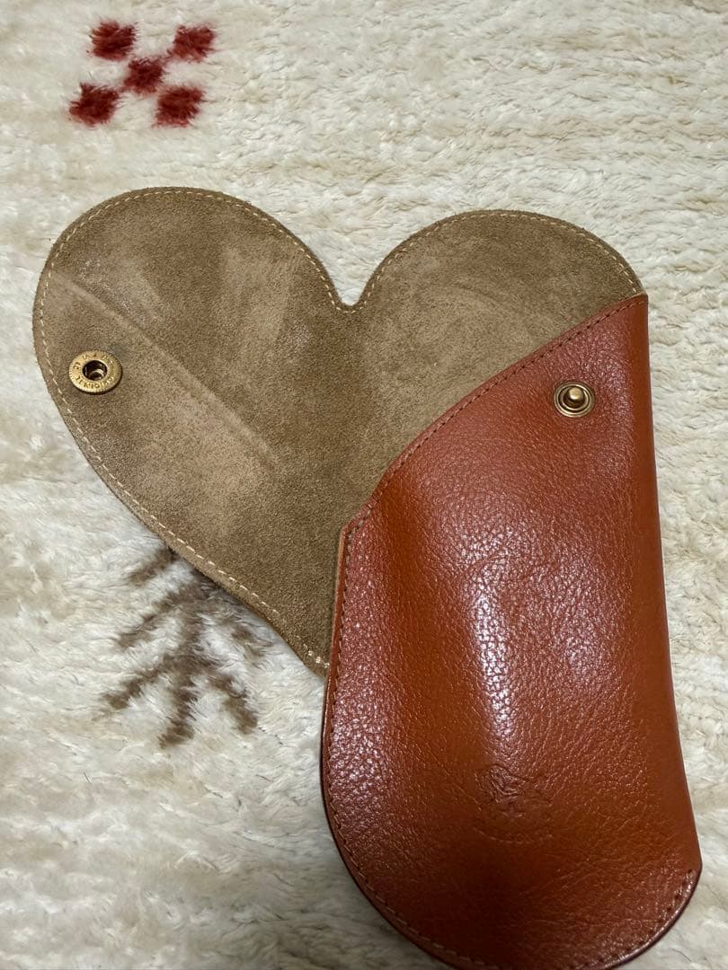 イルビゾンテ　メガネケース