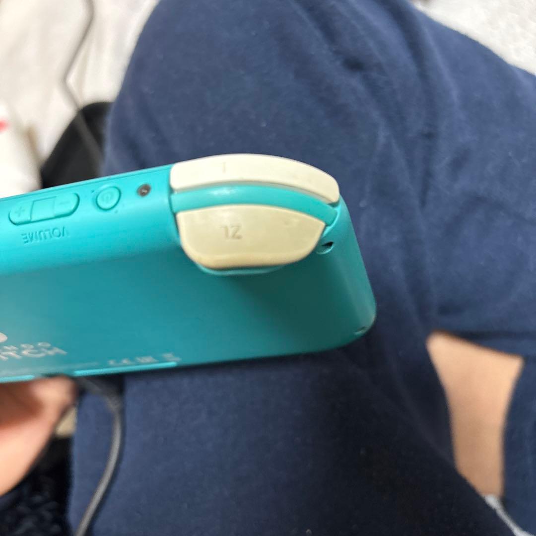 ニンテンドースイッチLITEとマリオのケース