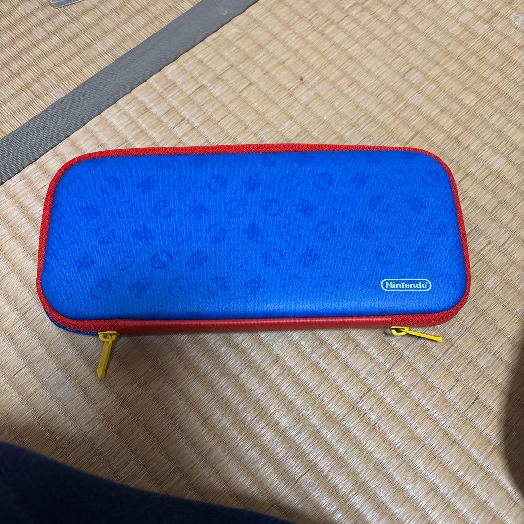ニンテンドースイッチLITEとマリオのケース