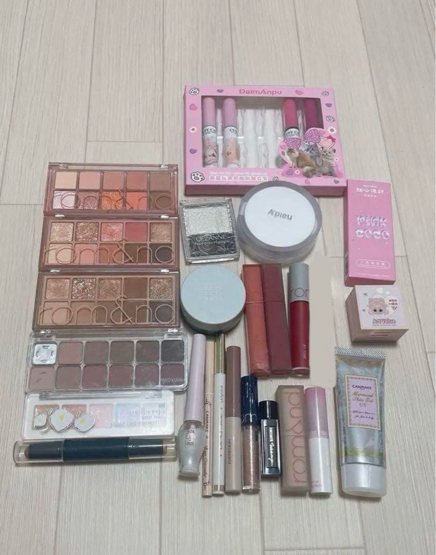 アイシャドウ まとめ売り