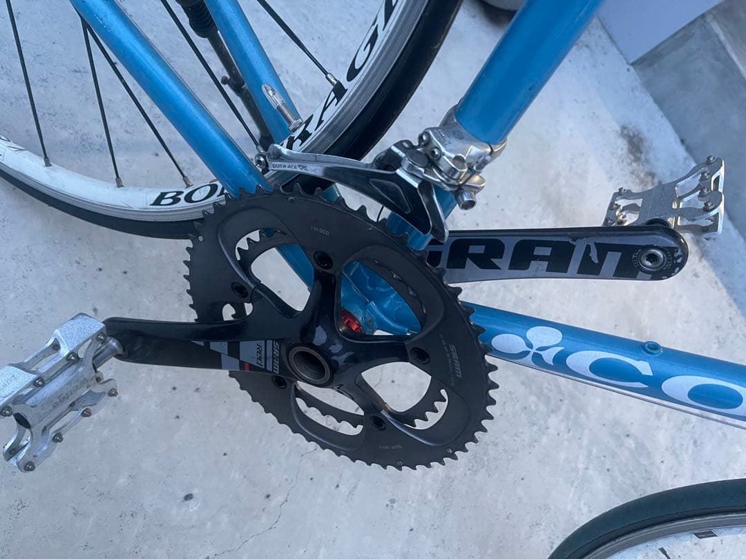 コルナゴの部品を使用した自転車