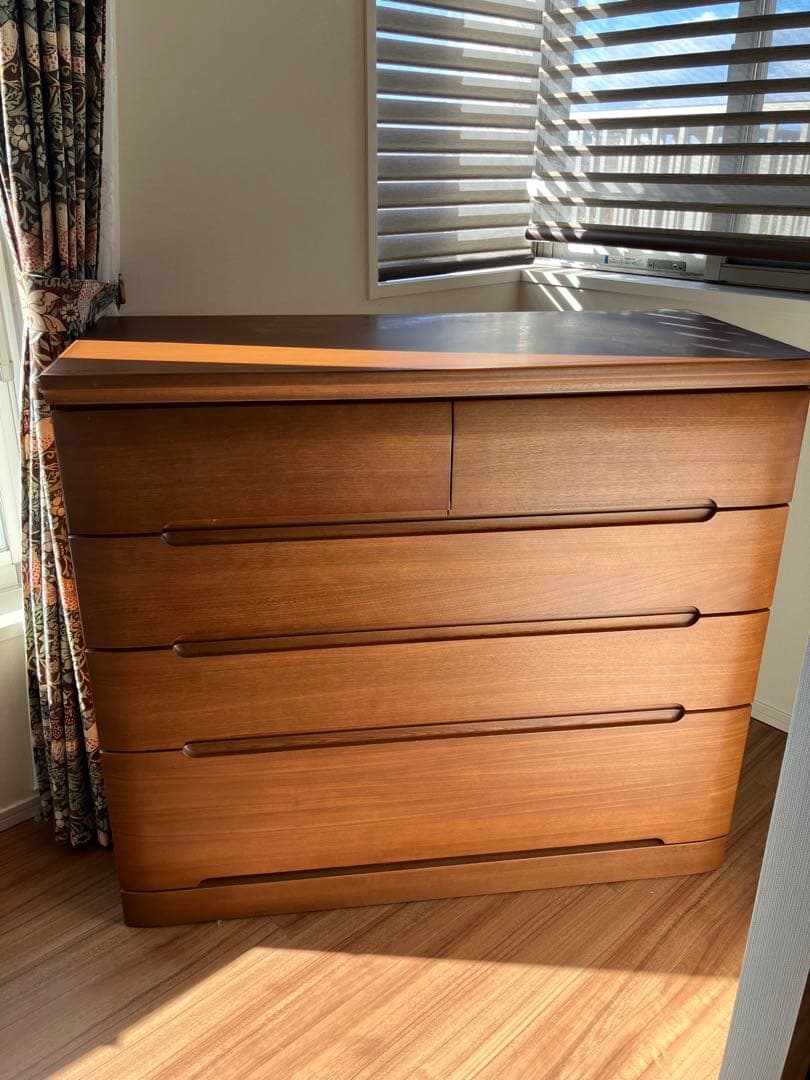 【期間限定販売〜2/20まで】美品　チェスト 4段