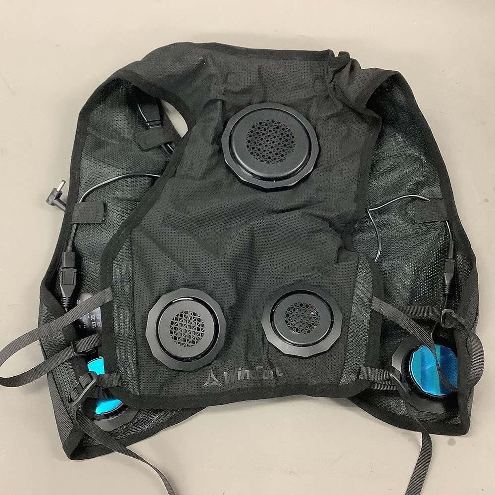 ワークマン WindCore ペルチェベストPRO 冷暖房服 WZ-5