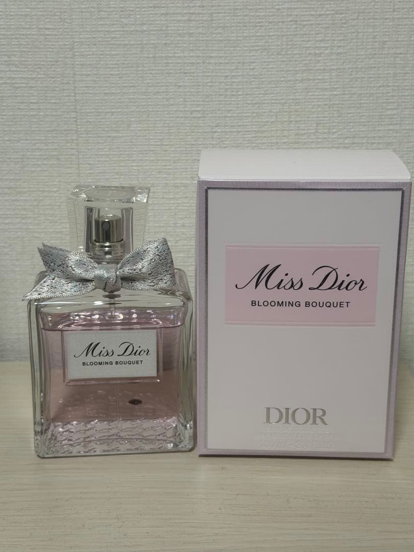 Miss Dior Blooming Bouquet 香水 100ml値下げ可