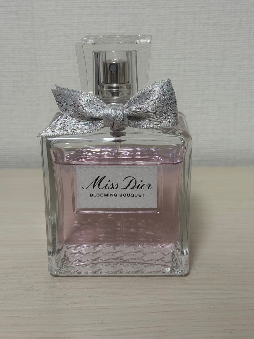Miss Dior Blooming Bouquet 香水 100ml値下げ可