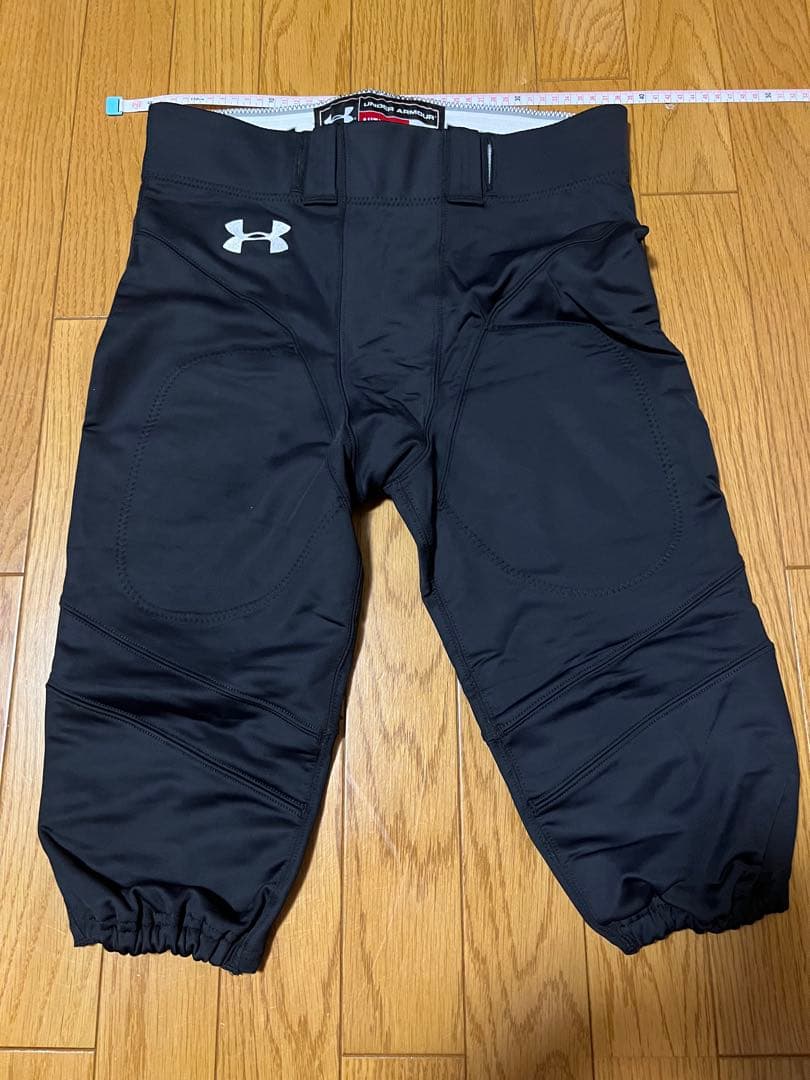 Under Armour アメリカンフットボールパンツ 黒　UFP545M 2枚