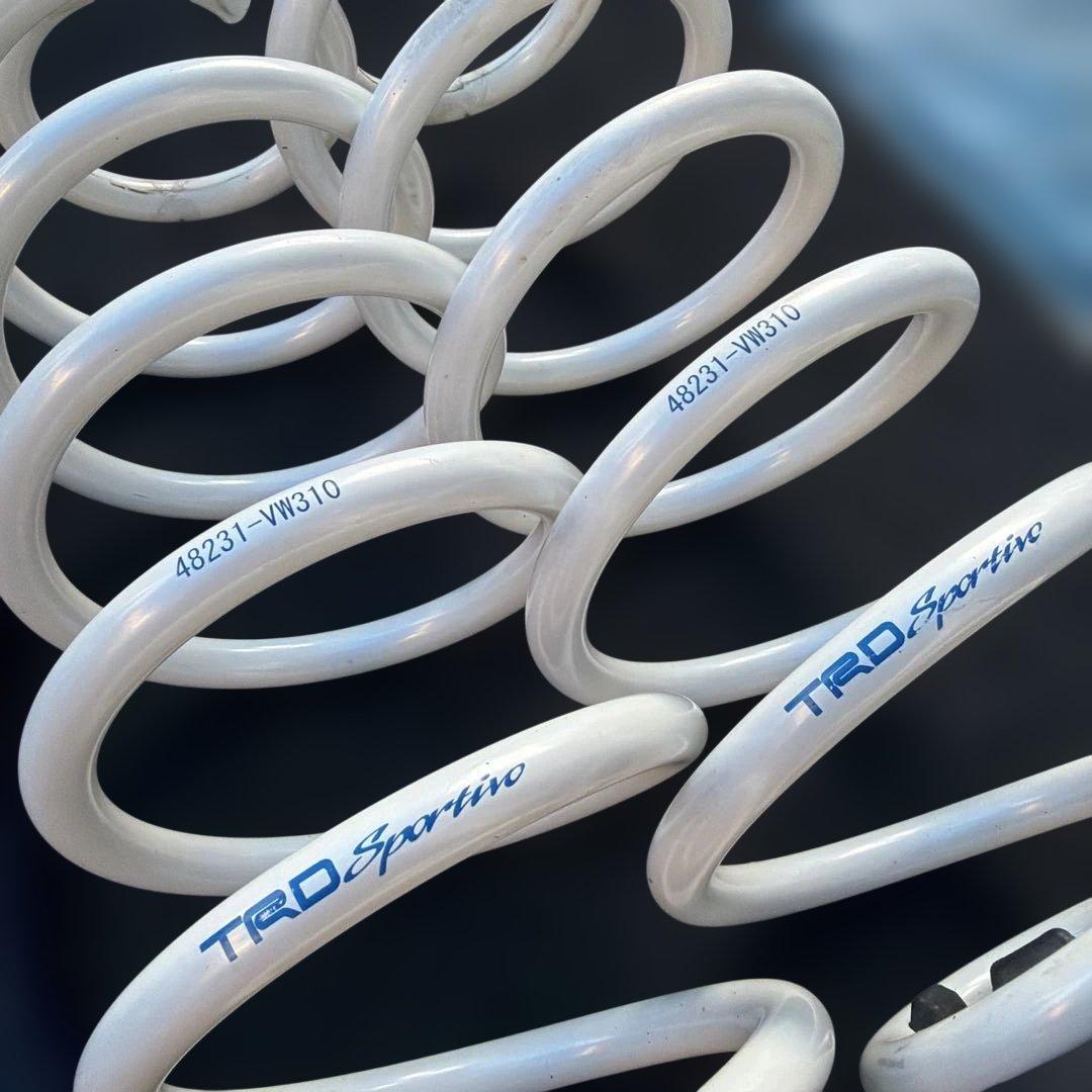 30系 プリウス ZVW30 TRD スポルティーボ サスペンションキット