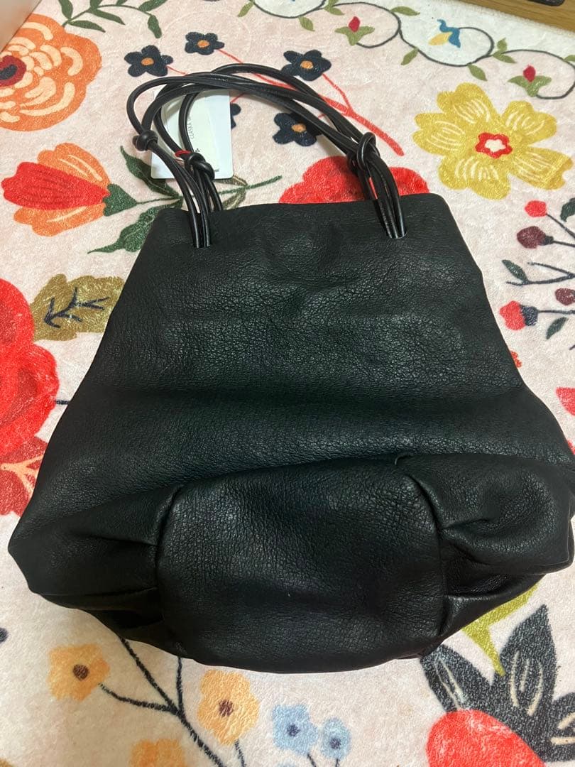 CLASKA ブラックレザーバッグ