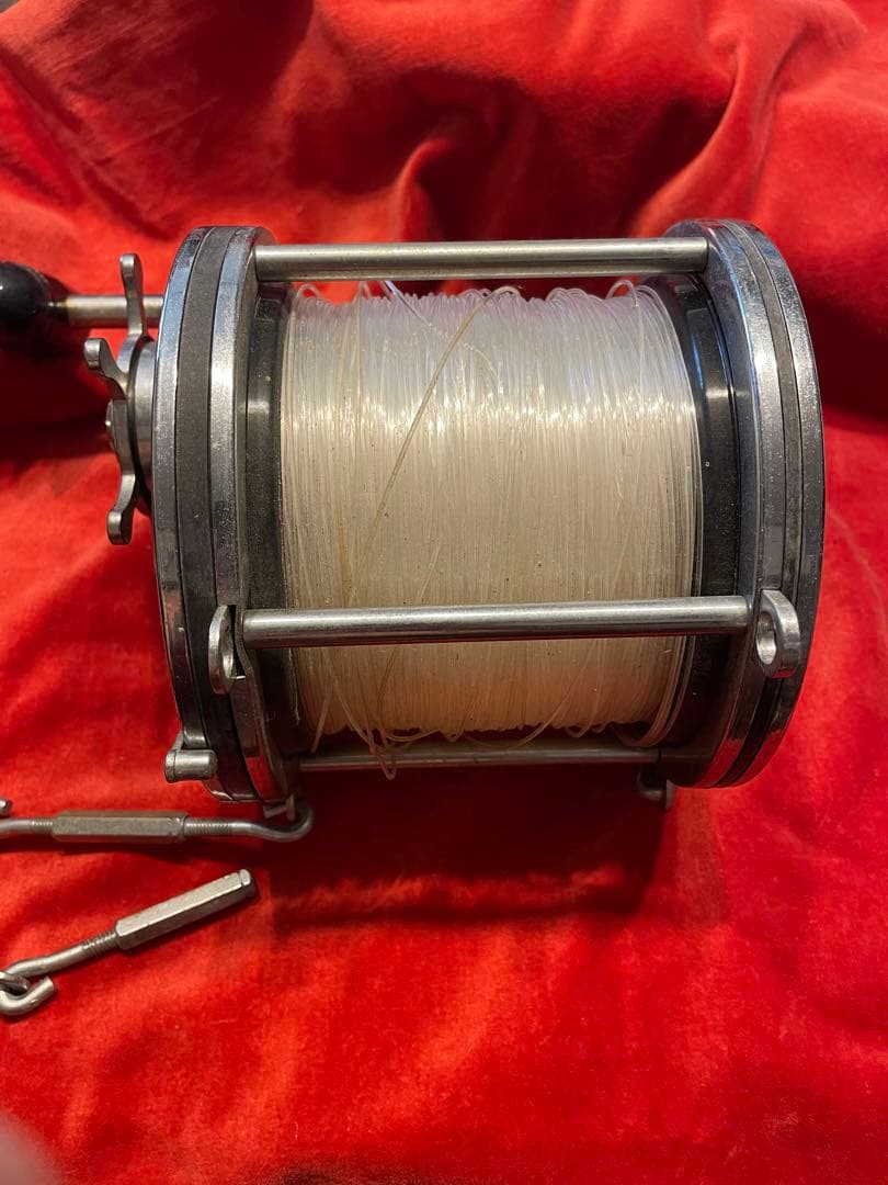 Penn SENATOR 116L 12/0 リール