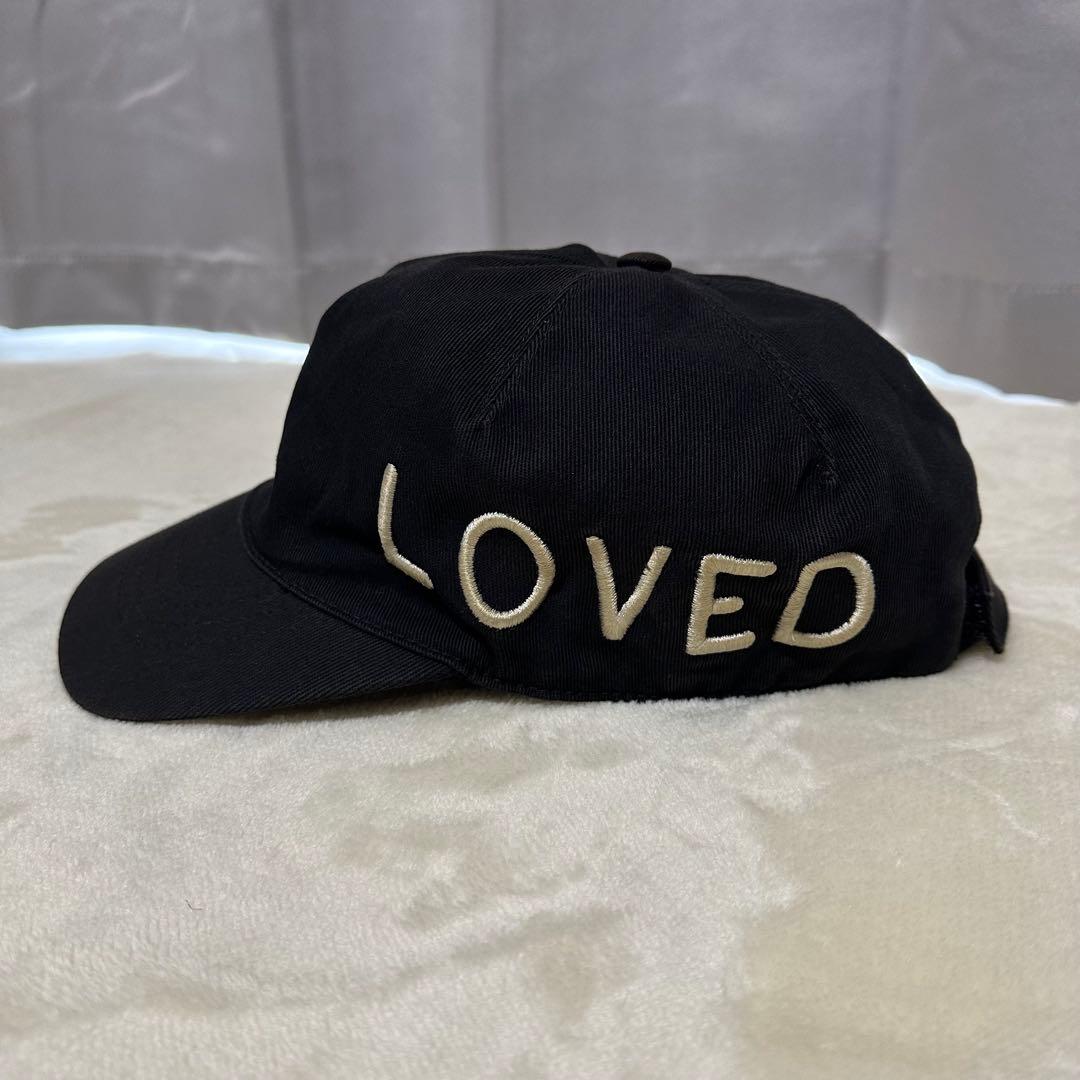 GUCCI ブラックキャップ LOVED刺繍 L59 ベースボールキャップ 帽子