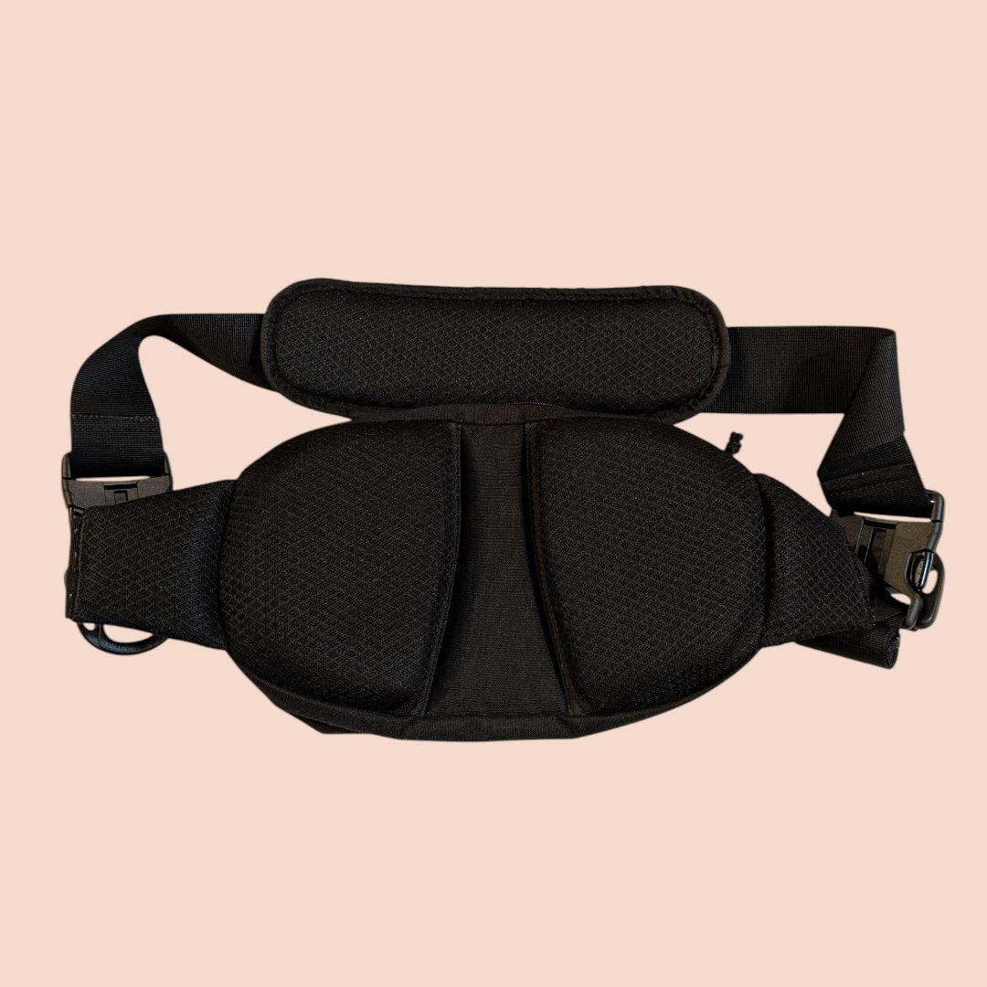 【美品】Hugoo ハグー ヒップシート 2way ブラック