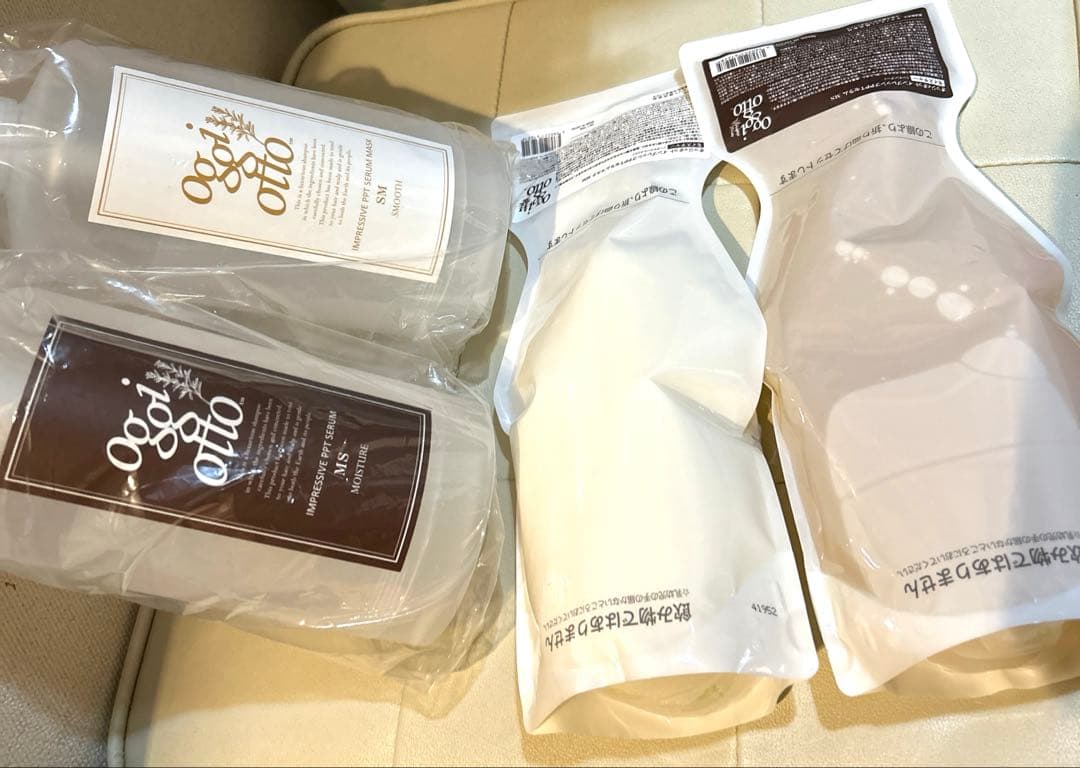 oggi otto モイスチャーシャンプー、トリートメント　専用ボトルセット