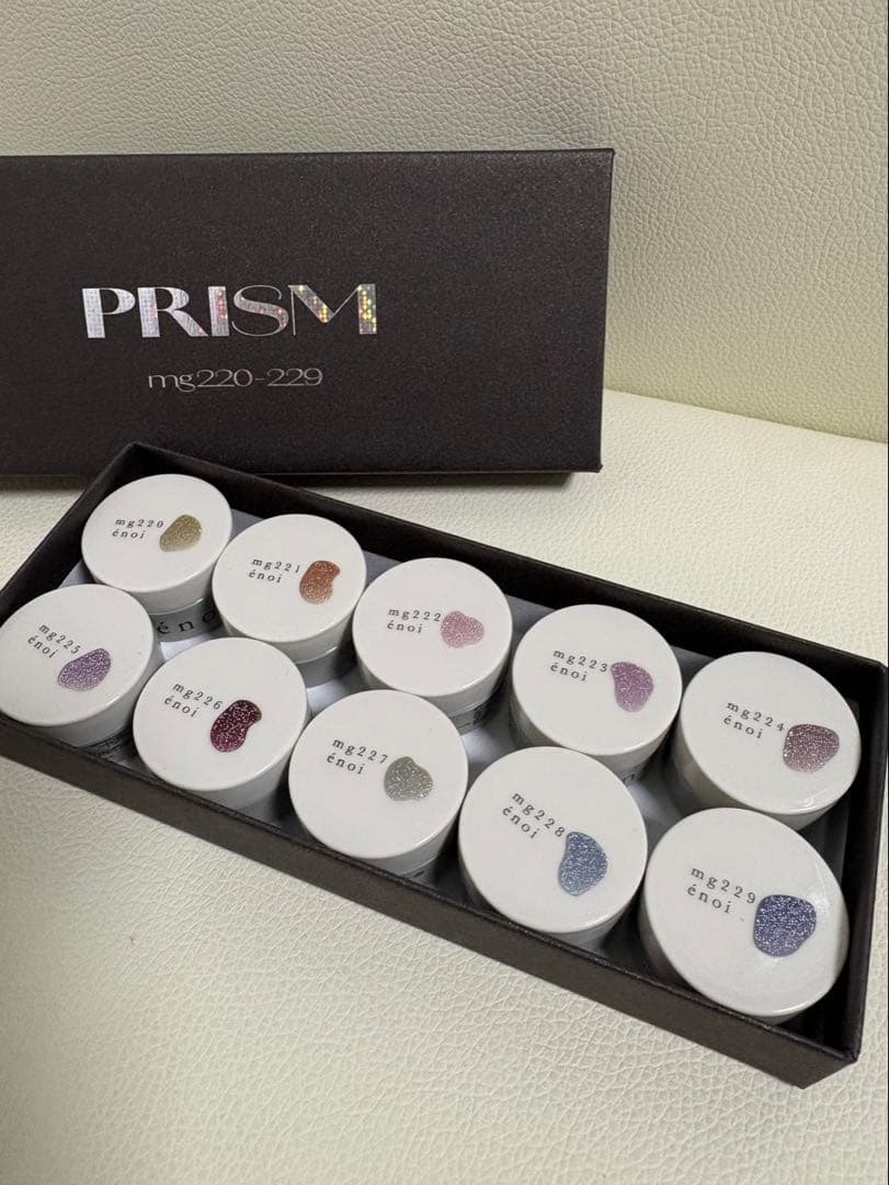 enoi prism ジェル　プリズム　10色セット台紙付き