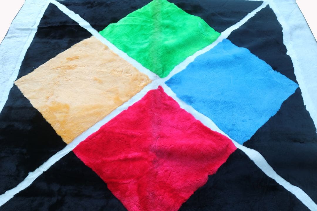 ゆー　幾何学模様のカラフルムートンラグ　少々難あり　190x190cm