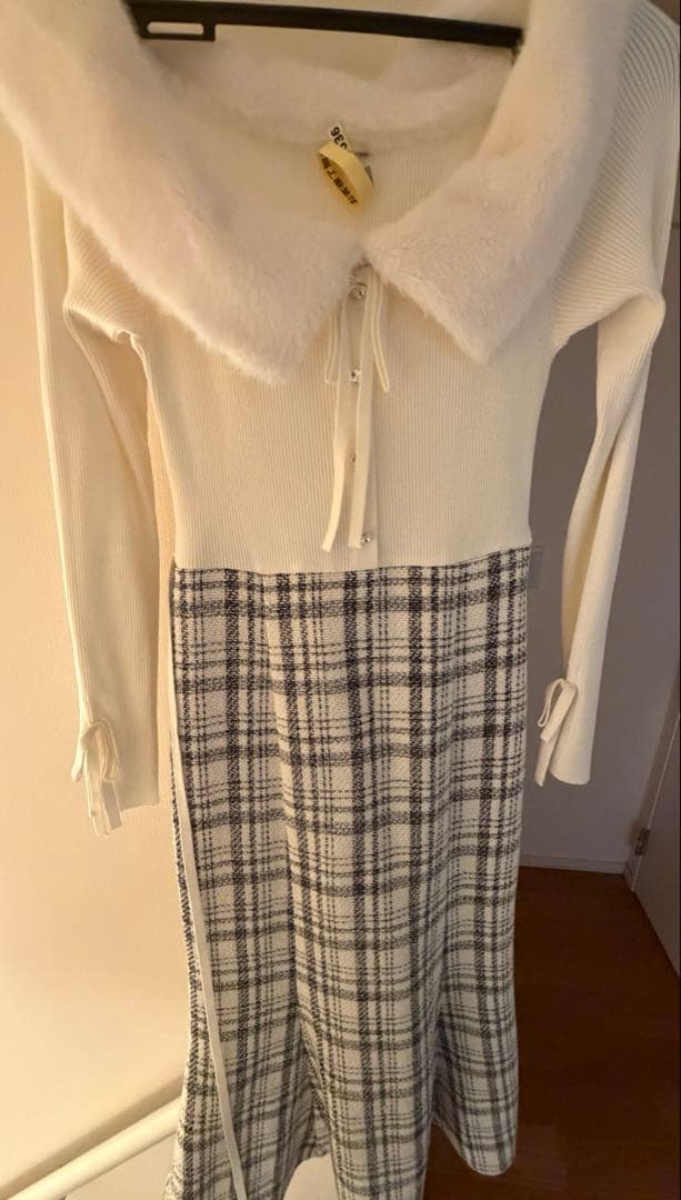 DOLCELICHE FURオフショルドッキングワンピース