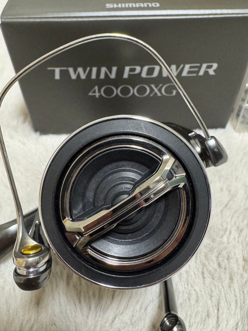 SHIMANO 24TWIN POWER 4000XG 丸型ハンドル付
