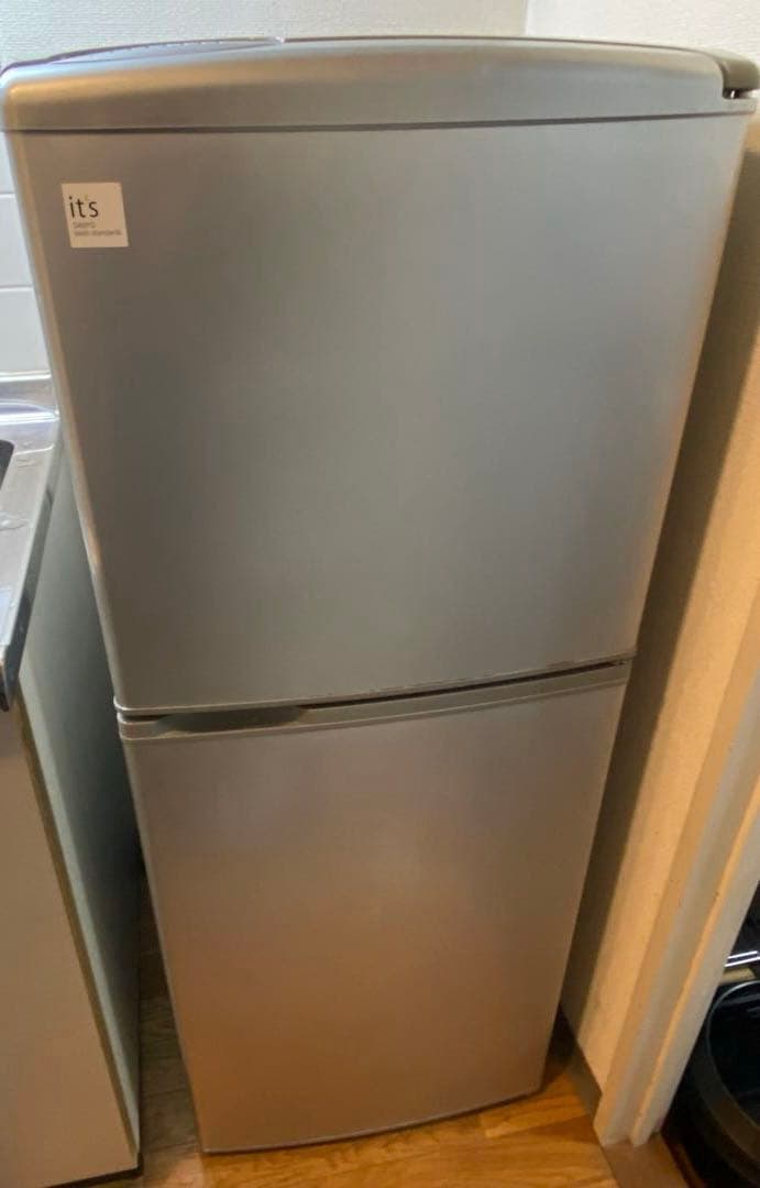 (たのメル便)SANYO 2ドア冷凍冷蔵庫 SR-141U(137L)