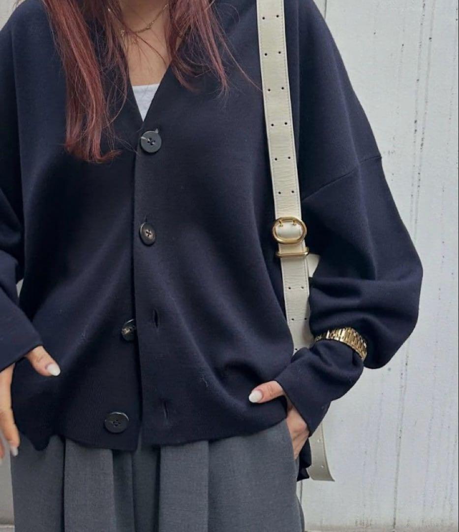 ドゥーズィエムクラス vネックカーディガン エンフォルド