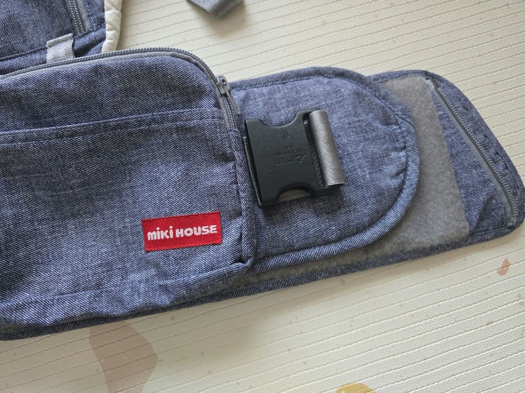 ポグネー✕ミキハウス　抱っこ紐 ヒップシートデニム調