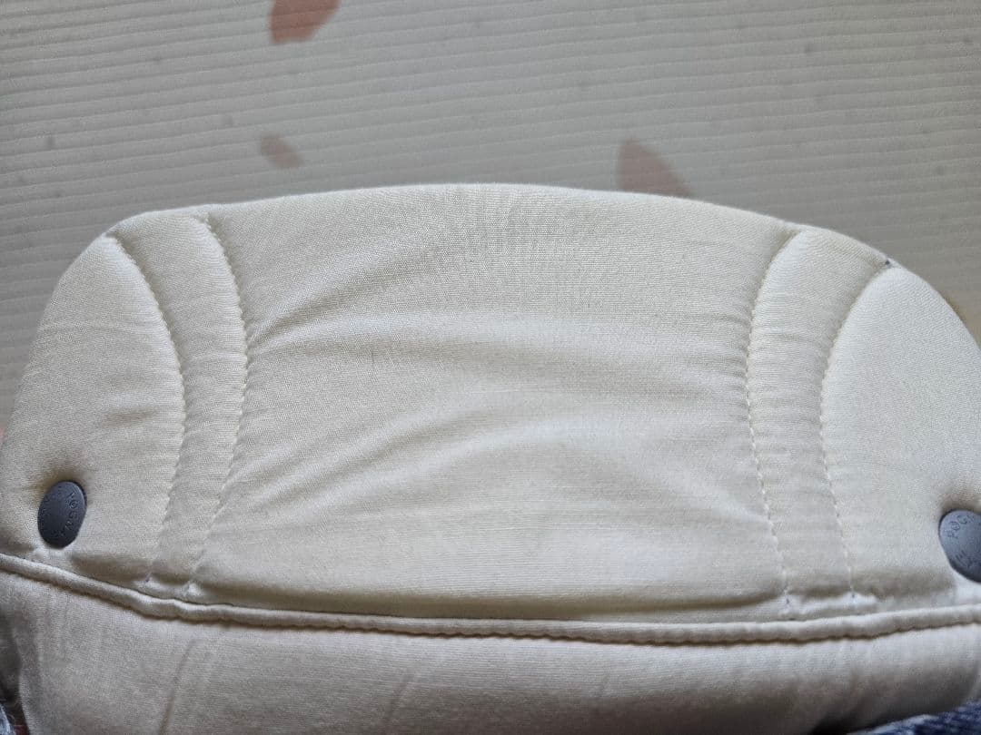 ポグネー✕ミキハウス　抱っこ紐 ヒップシートデニム調