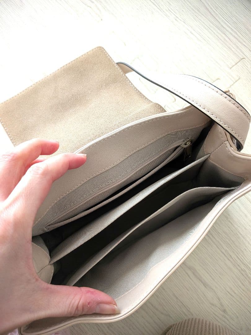 フルラ　FURLA　ベージュ ピンク　ハンドバッグ