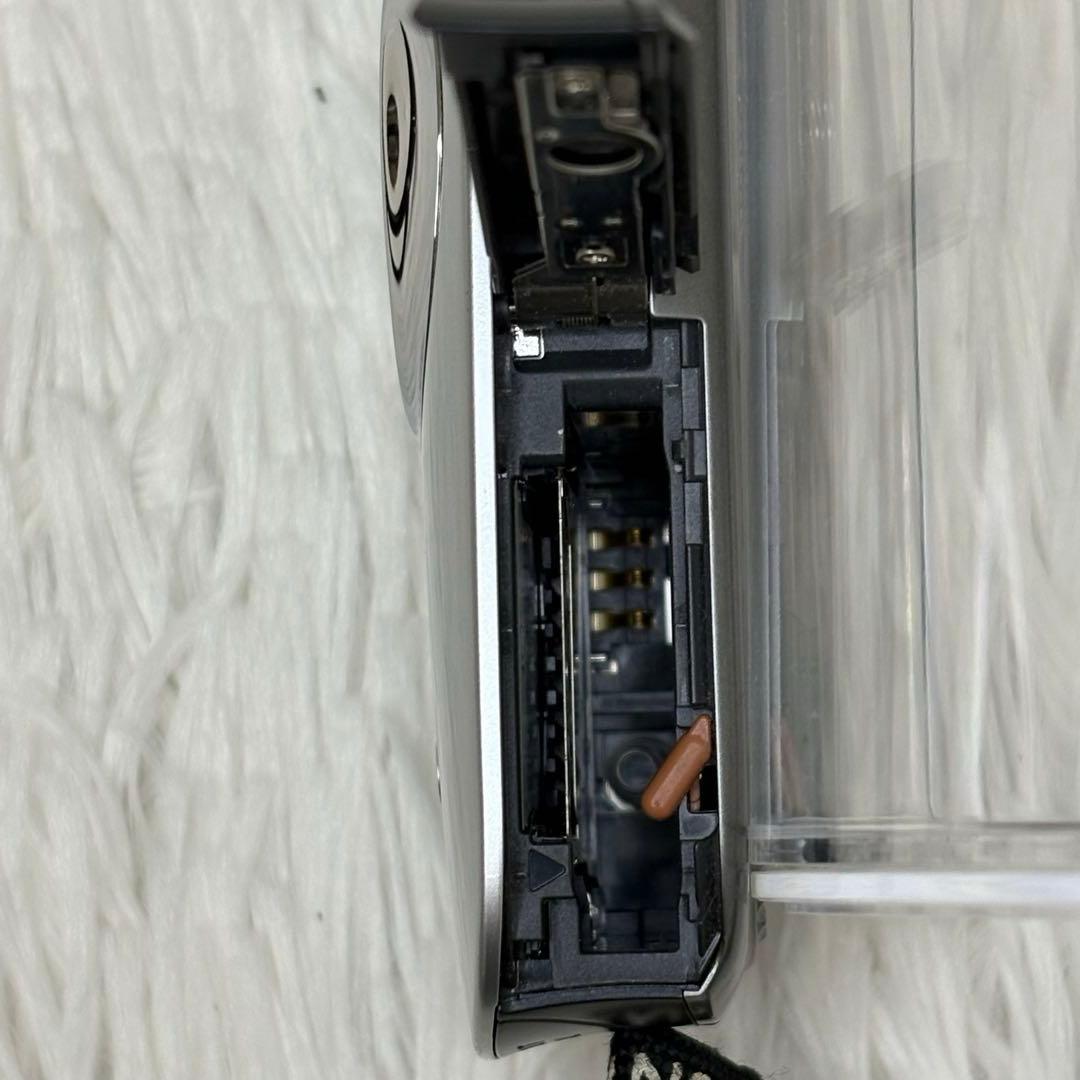 Canon カメラ　IXY 510IS PC1356 シルバー　コンデジ　動作品