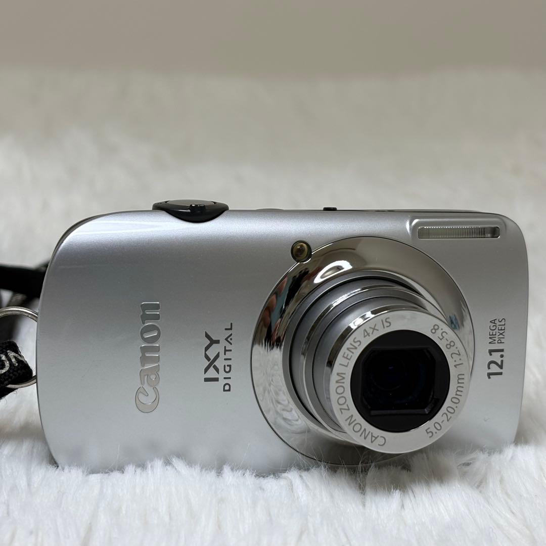Canon カメラ　IXY 510IS PC1356 シルバー　コンデジ　動作品