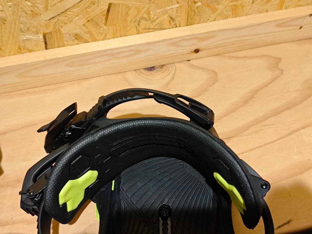 HEAD NX-SIX スノーボードビンディング　バインディング　ヘッド