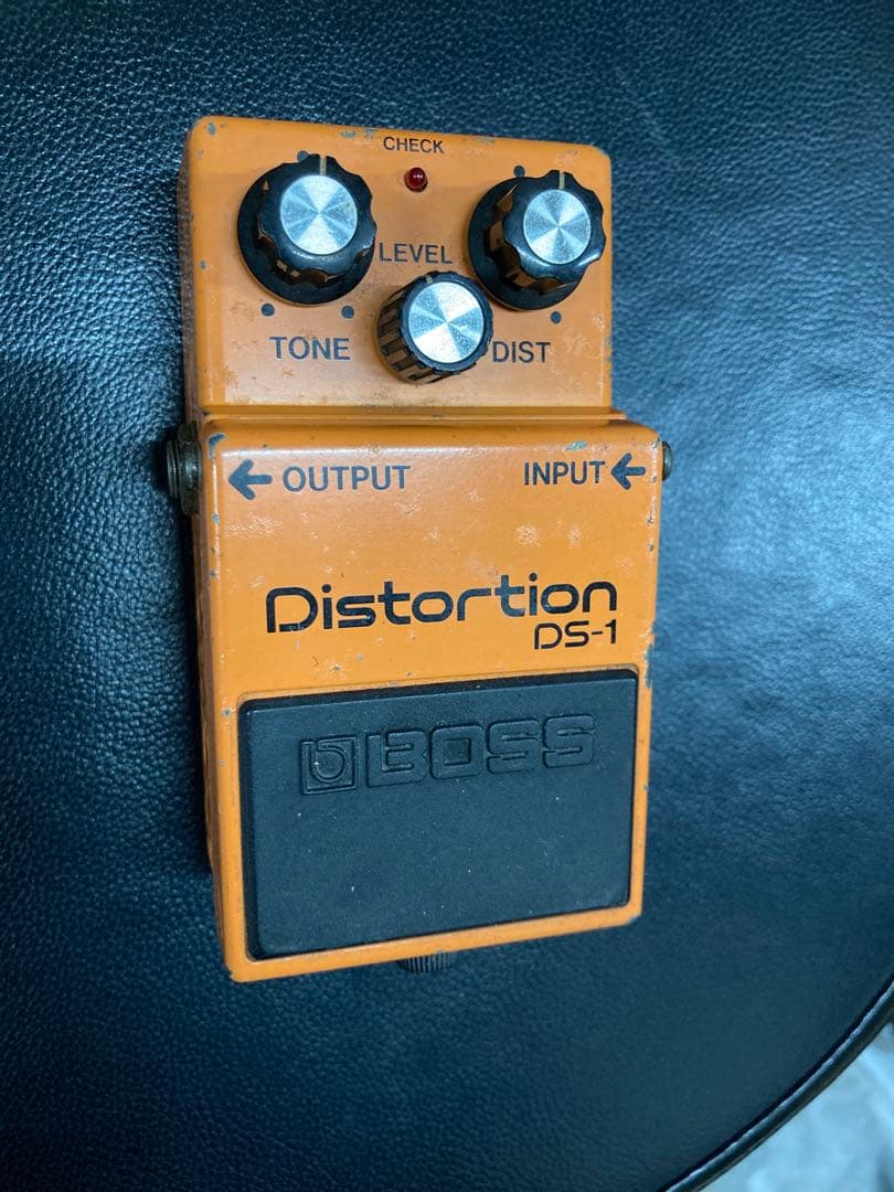 BOSS DS-1 ディストーションペダル日本製