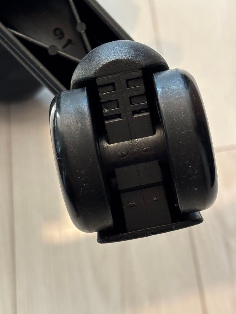 アーユルチェア　オクトパス　ブラック　体圧分散マット付